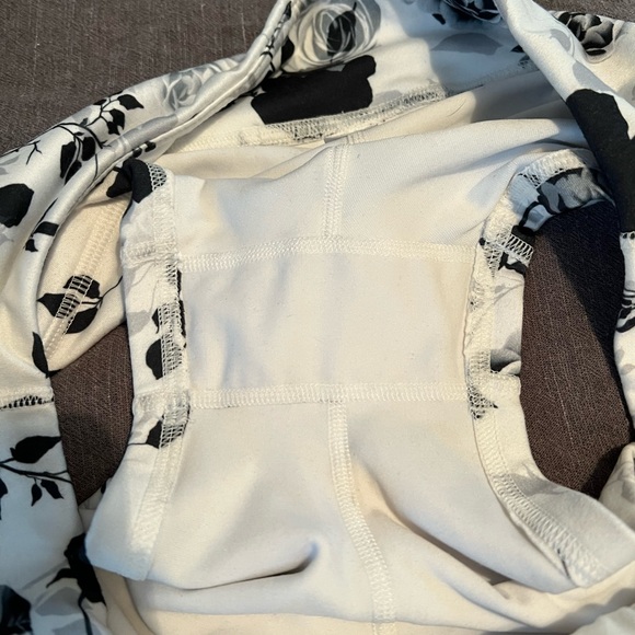 FLEO shorts - Picture 3 of 3